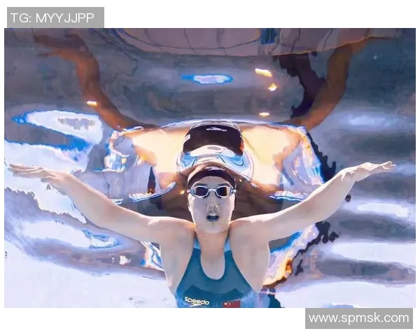 蝶泳对身体素质的全面要求与训练策略解析 蝶泳对身体素质的全面要求与训练策略解析