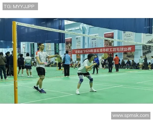 南京羽毛球队与广州羽毛球队赛后分析灵活性对比与战术启示 南京羽毛球队与广州羽毛球队赛后分析灵活性对比与战术启示