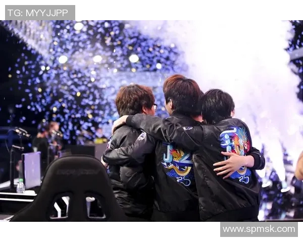 RNG战队荣耀之路:从崛起到巅峰的传奇历程全景回顾 RNG战队荣耀之路:从崛起到巅峰的传奇历程全景回顾